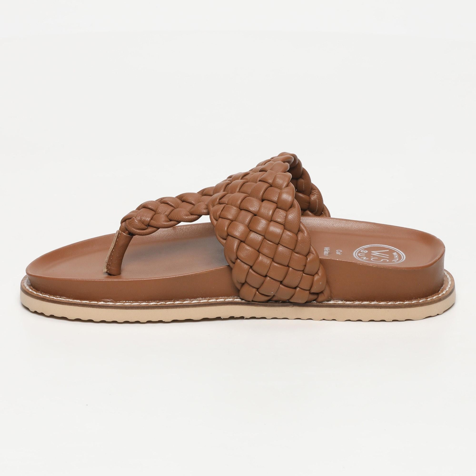 NAVAS mules entre doigt tresse en cuir camel