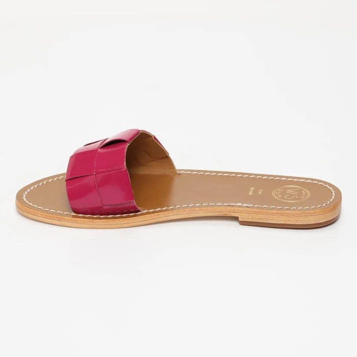 TUCANO mules en cuir tulip verni