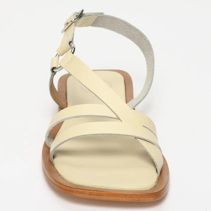 ZEPHRA sandales en cuir ivoire