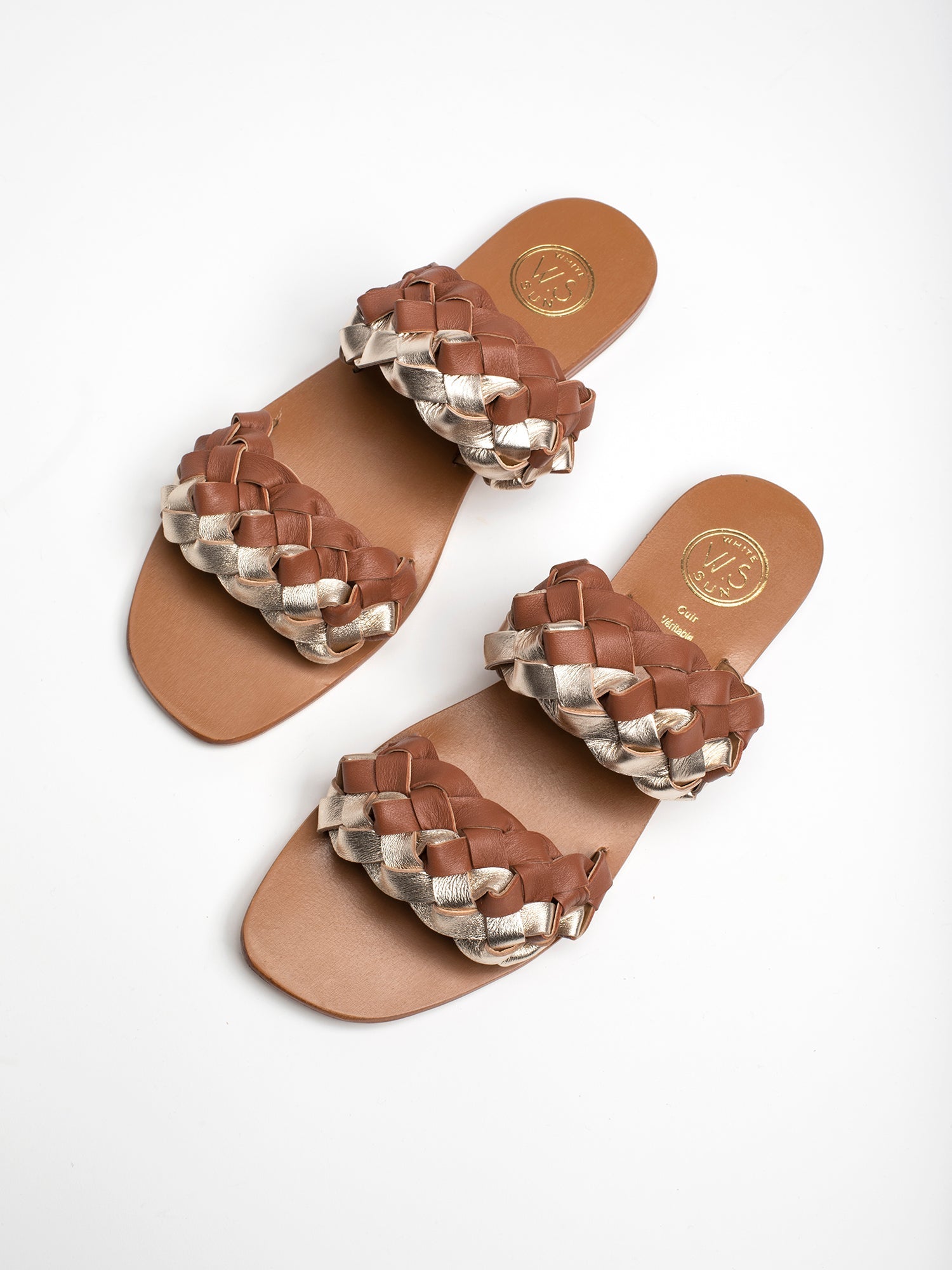TYAMA sandales en cuir or et camel