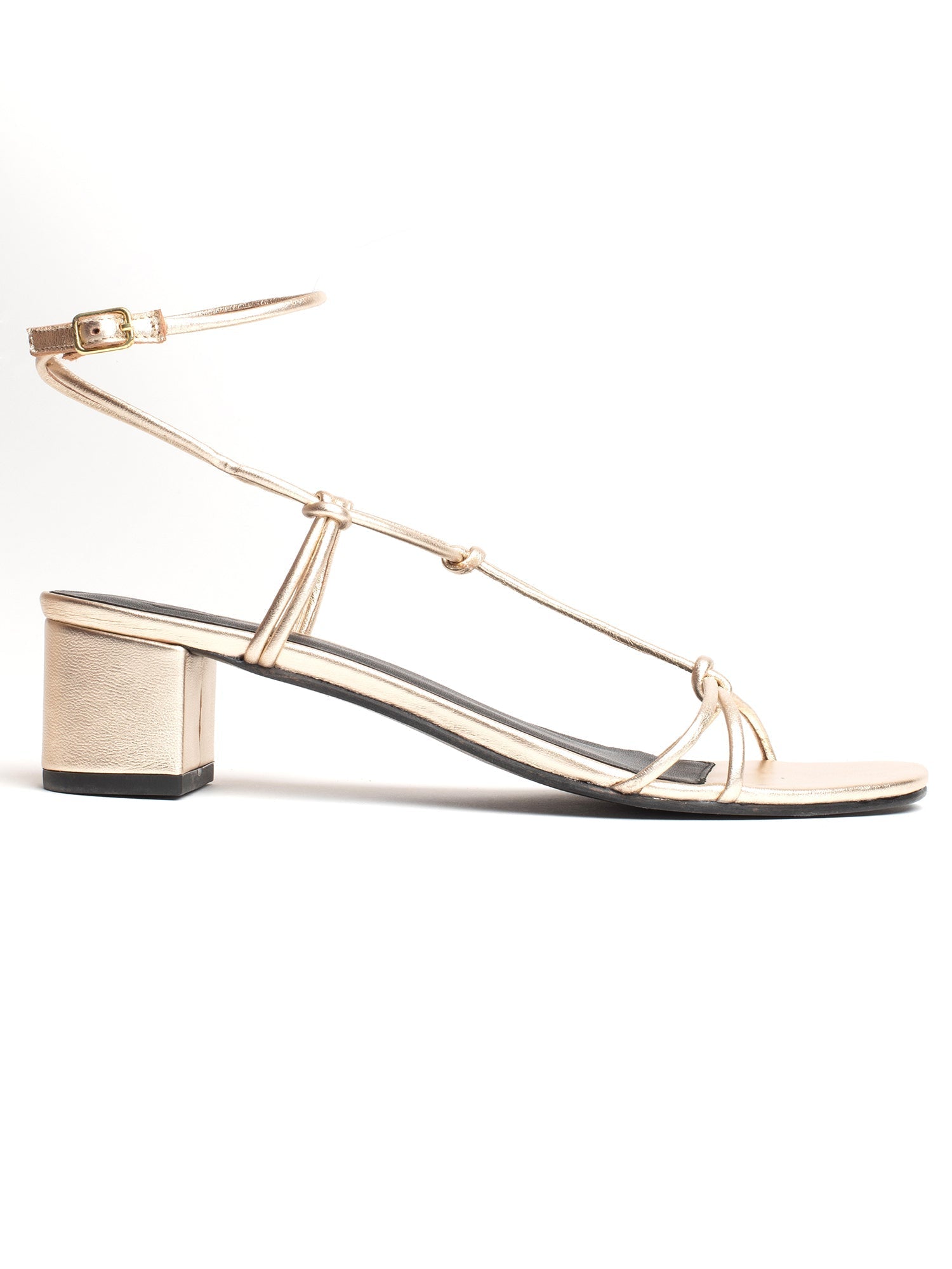 AQUENE sandales talon bracelet de cheville en cuir or