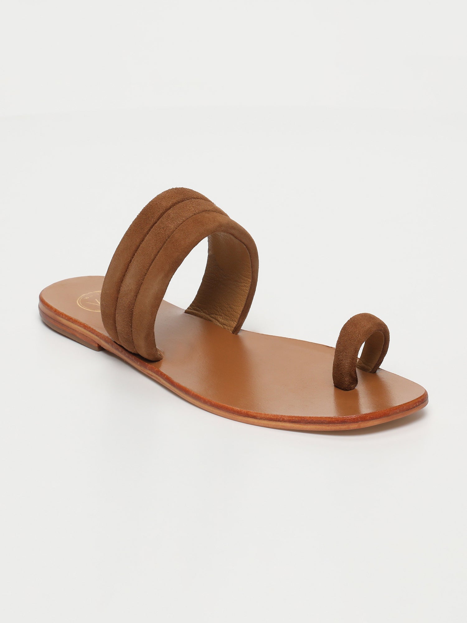 MILLU mules entre doigt matelassées en cuir camel