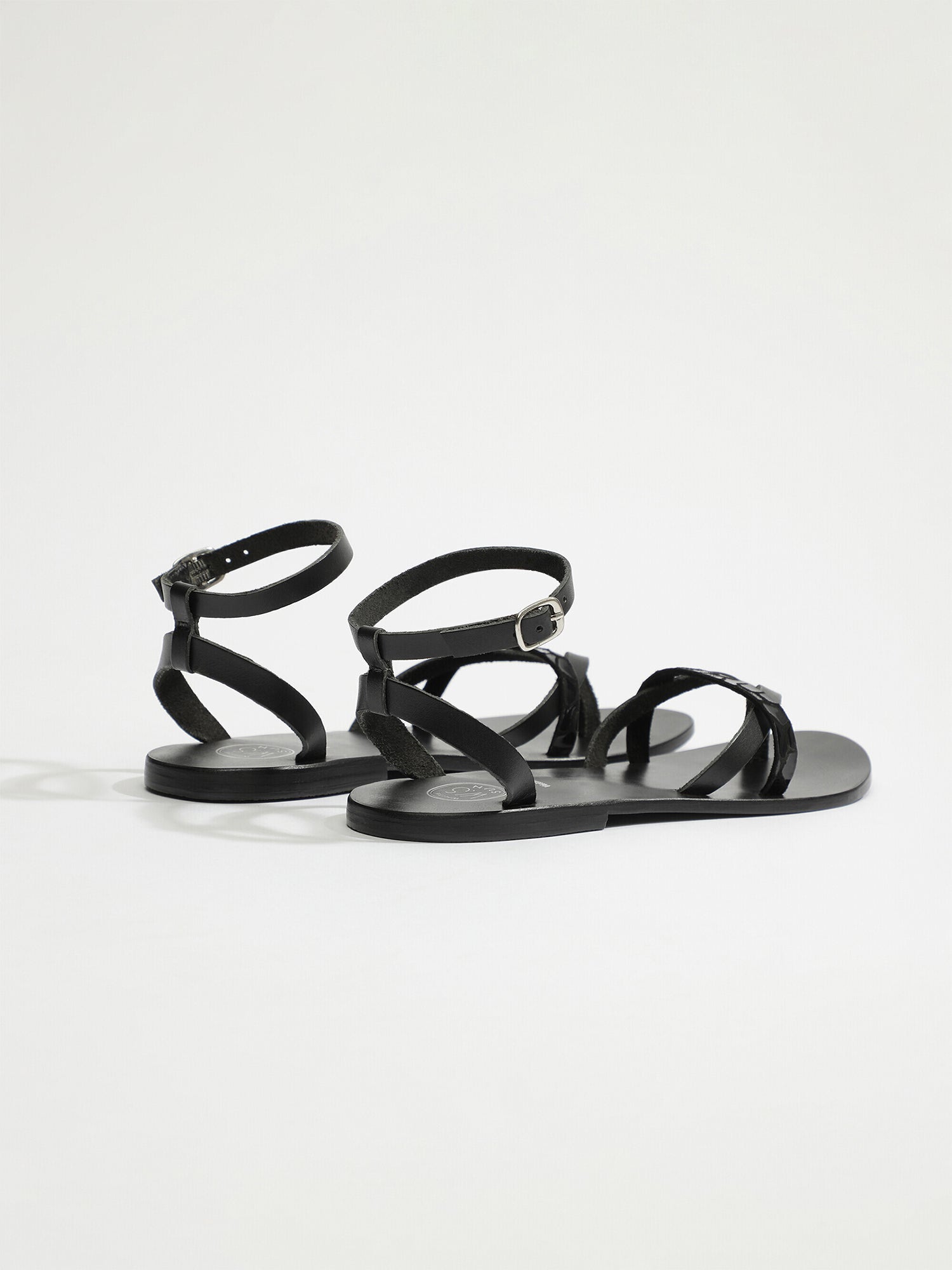 MITRA sandales entre doigt en cuir noir et alligator