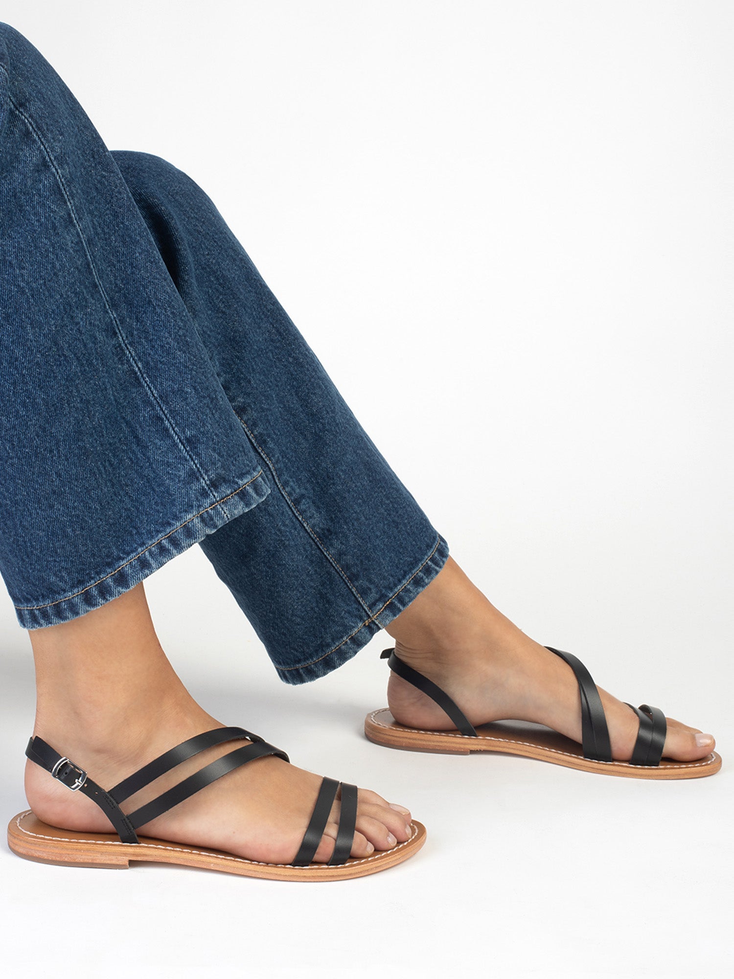 ARDILA sandales en cuir noir