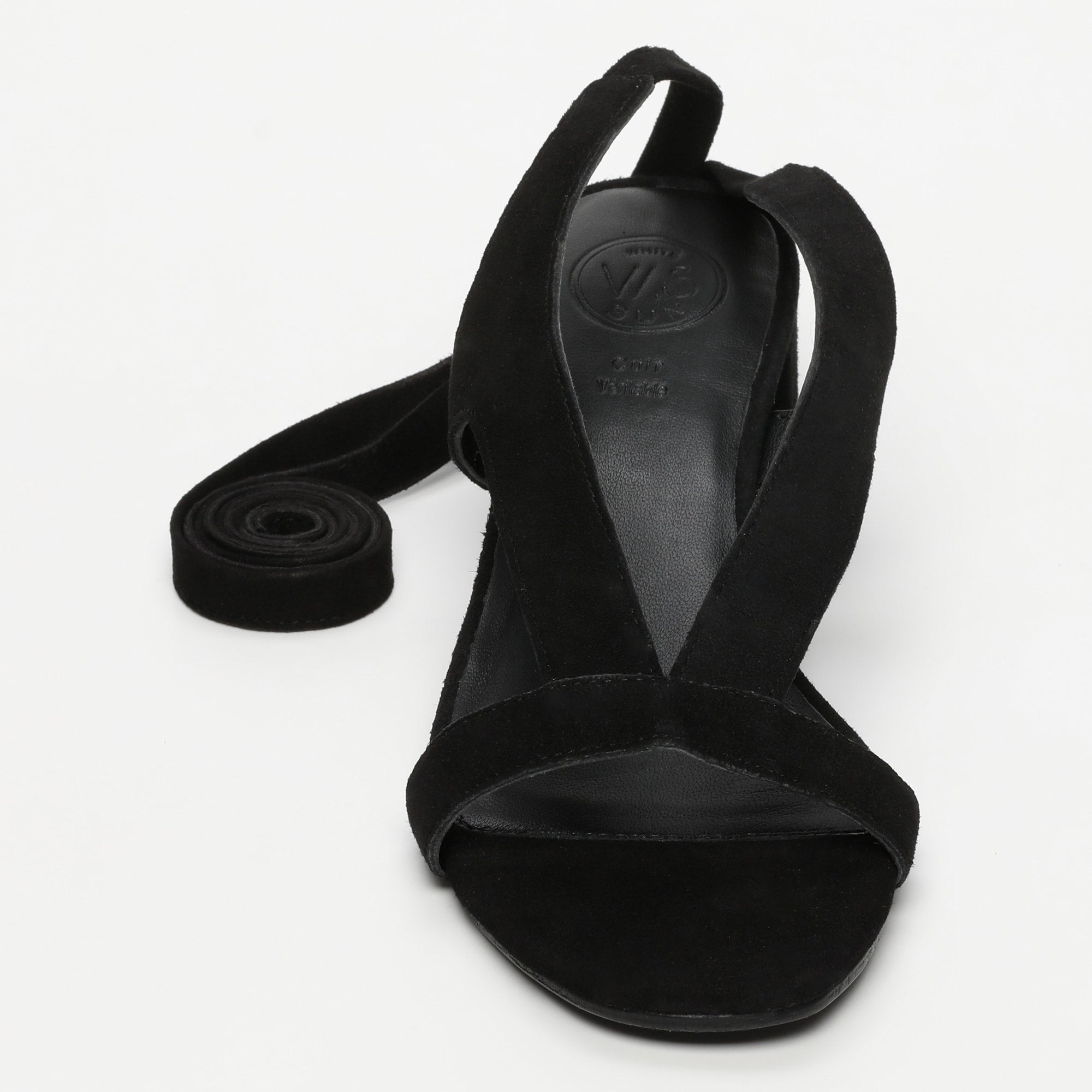 ISINYA sandales talon lacets en cuir noir