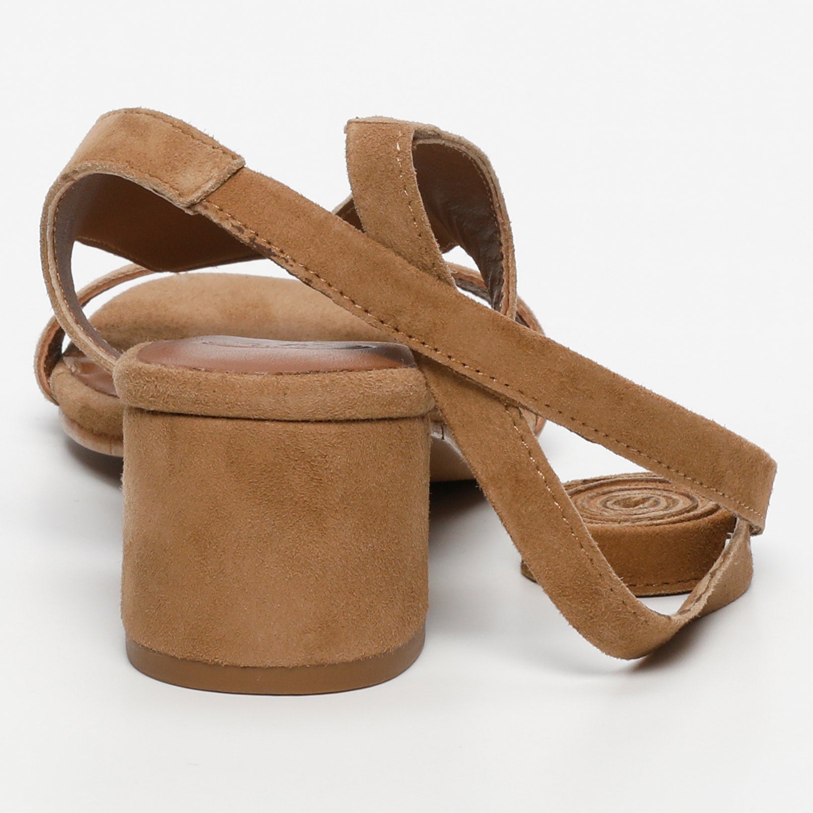 ISINYA sandales talon lacets en cuir camel