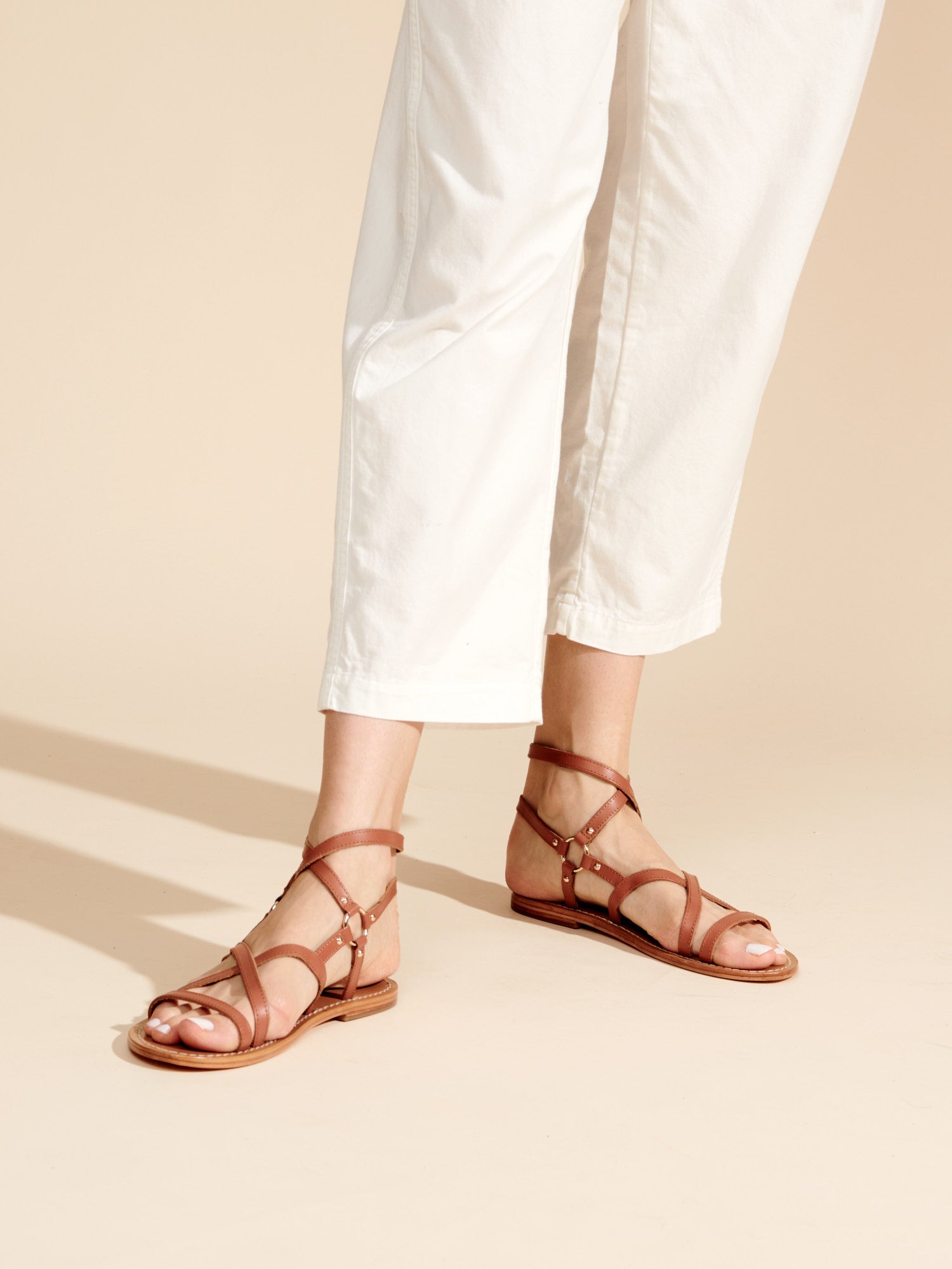 CLAUDINA sandales spartiates en cuir camel