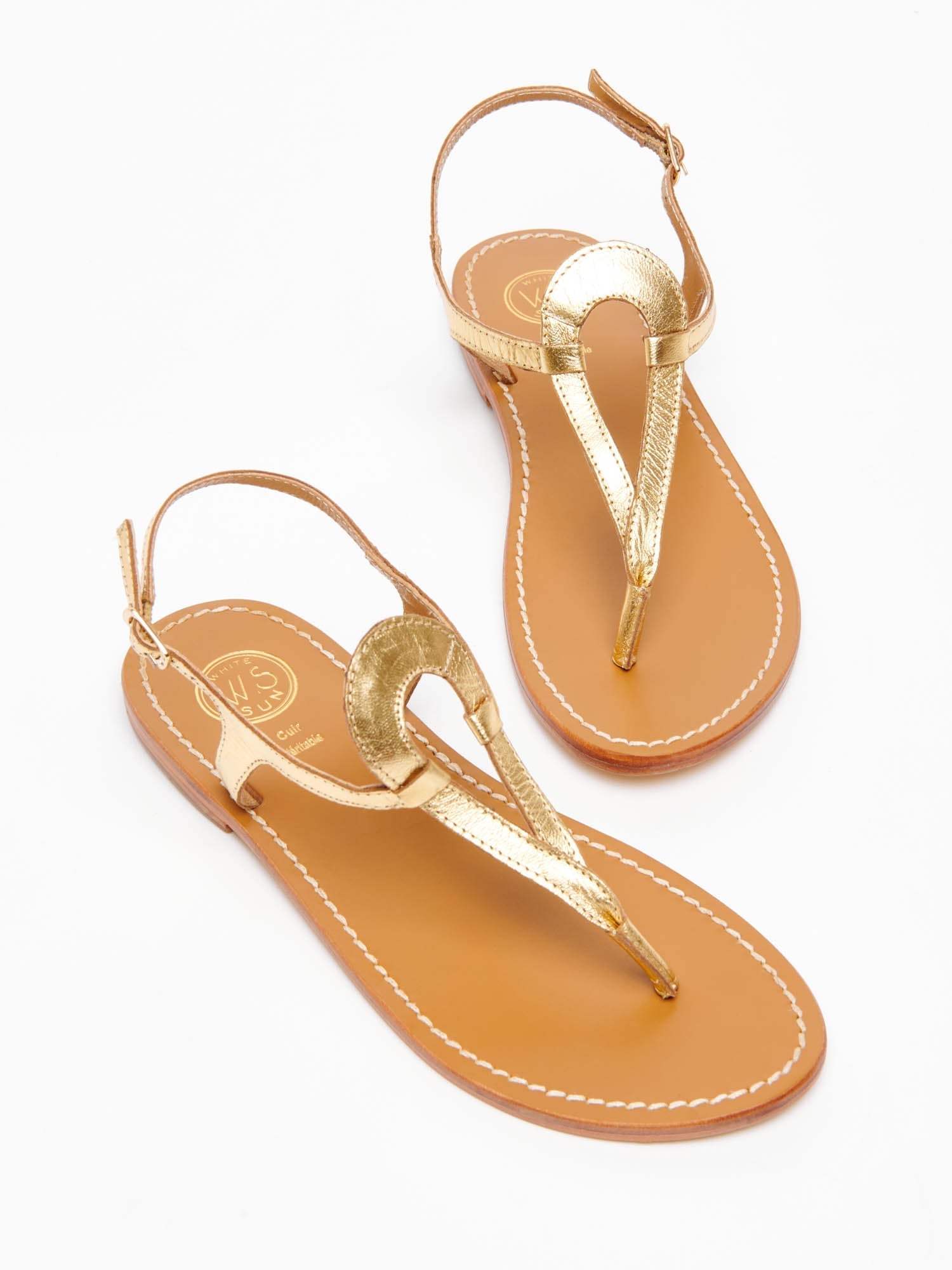 VARDE sandales entre doigt en cuir or foncé