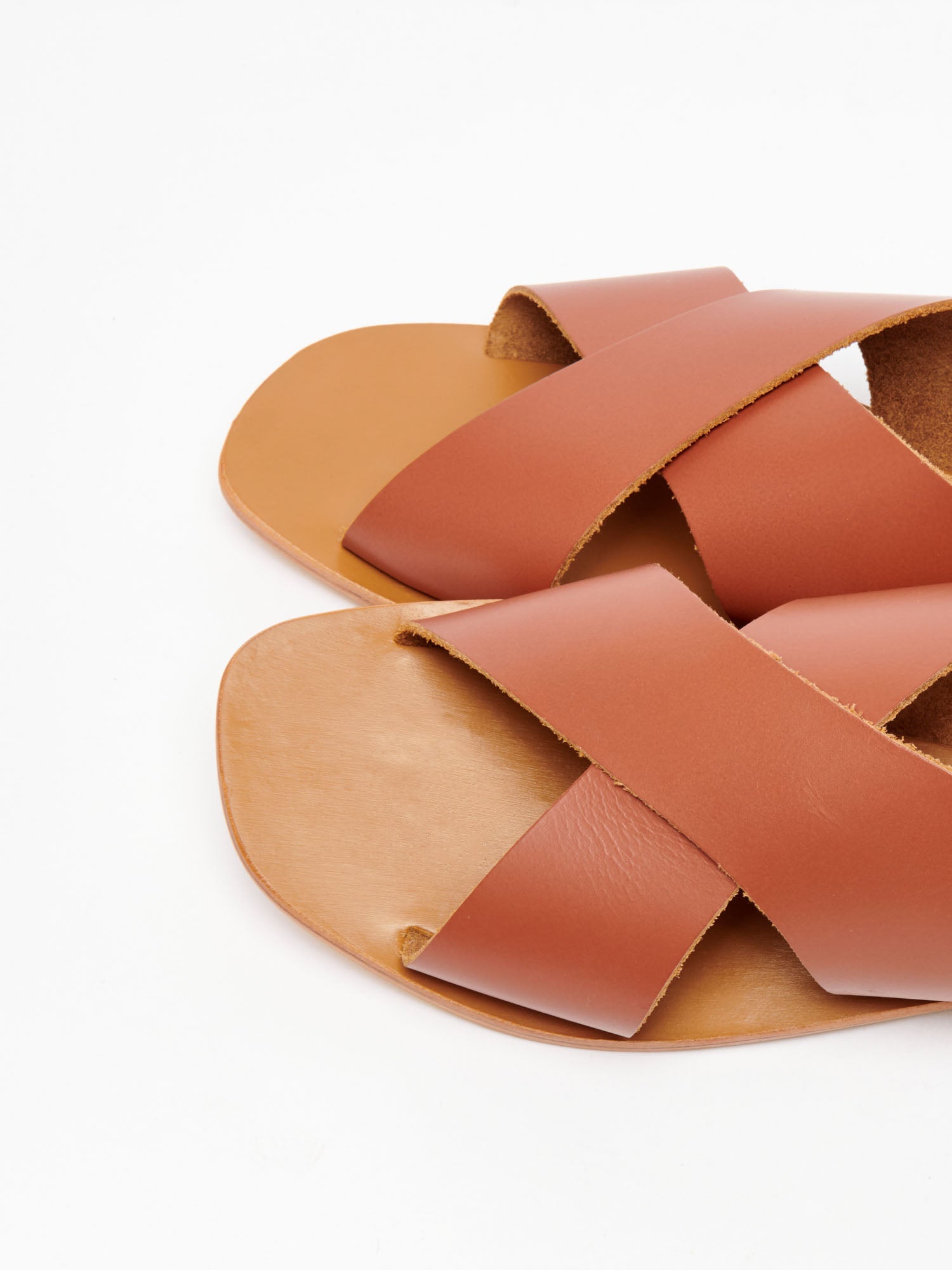 MAWALTER sandales en cuir camel