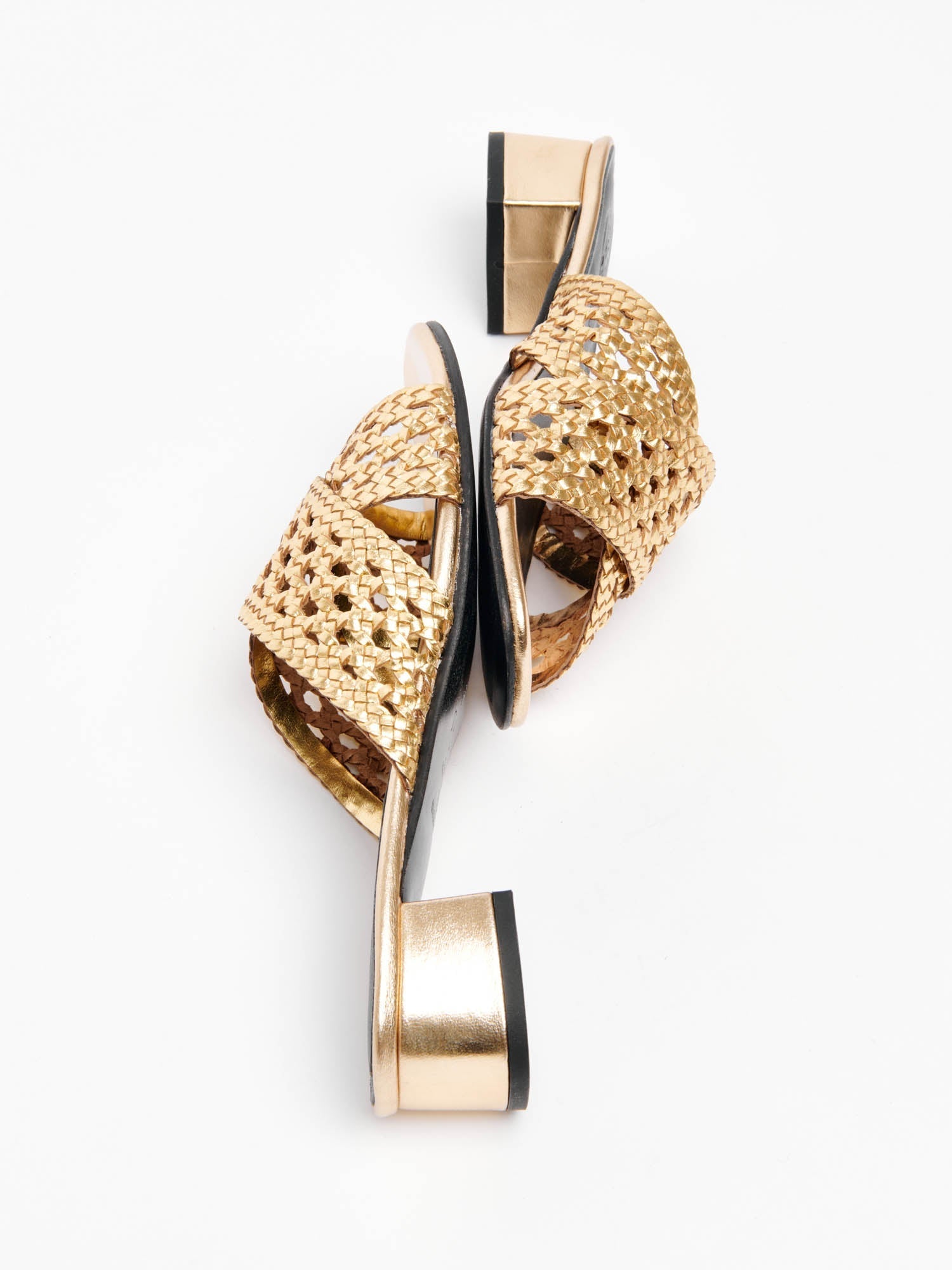 CHOLENA mules talon tresse en cuir or foncé