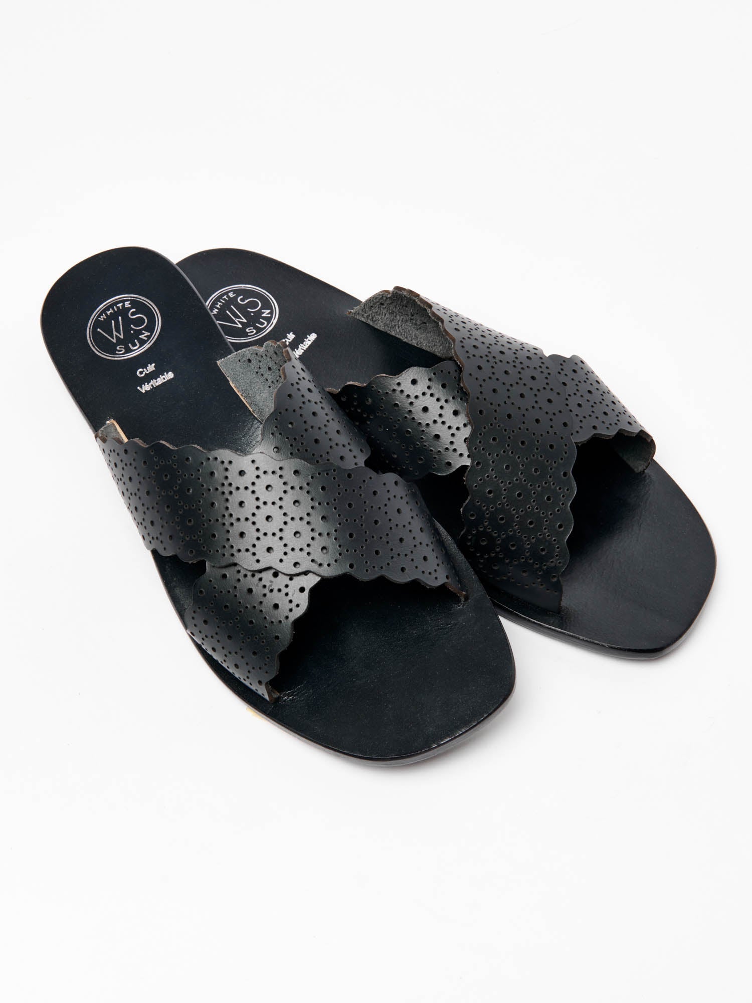 ROWTAG sandales en cuir noir