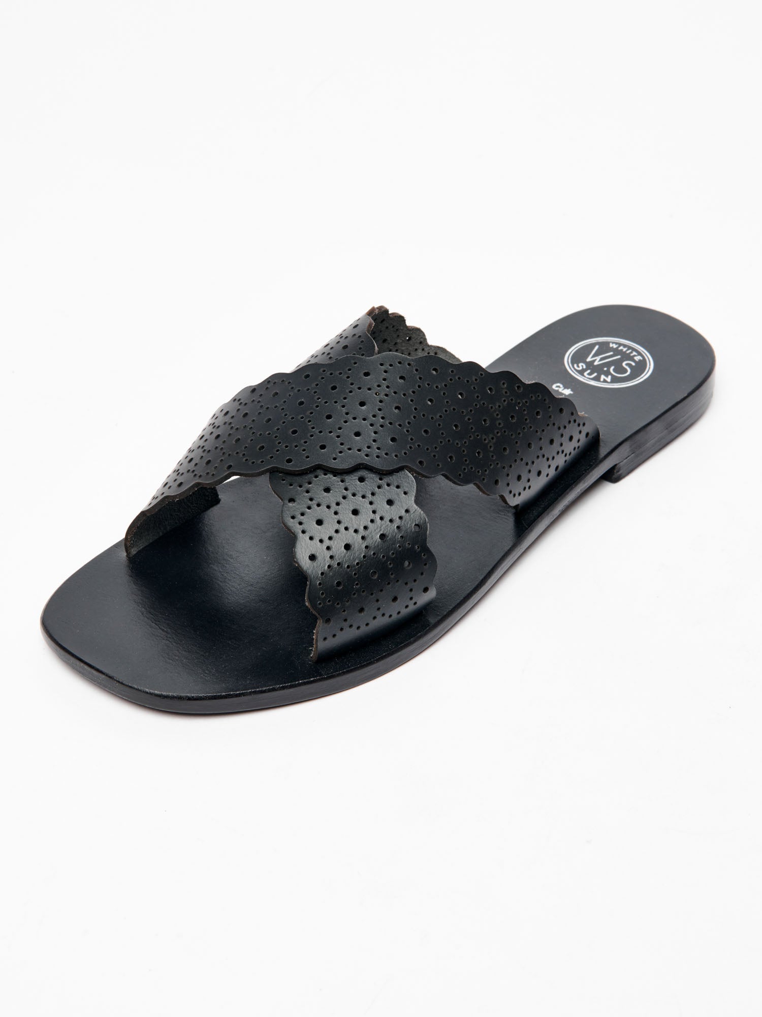 ROWTAG sandales en cuir noir